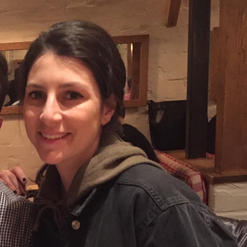 Meet your Posher, Caitlin